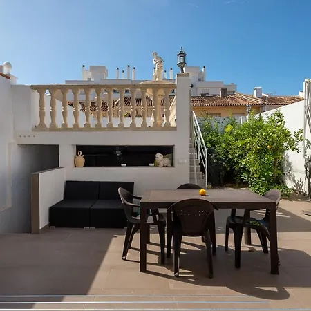 Casa Lionel & Noe Holiday home *